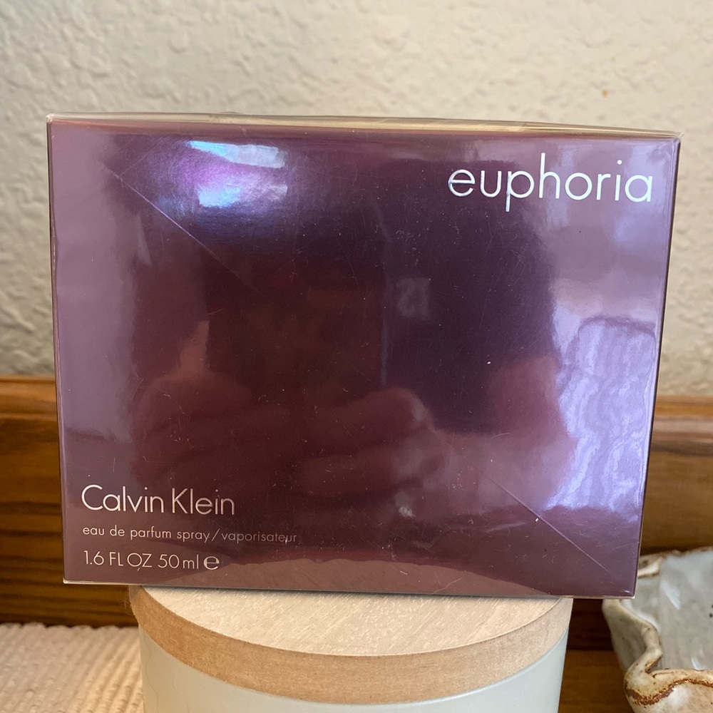 Calvin Klein Euphoria Eau De Parfum spray - New- 1.6oz